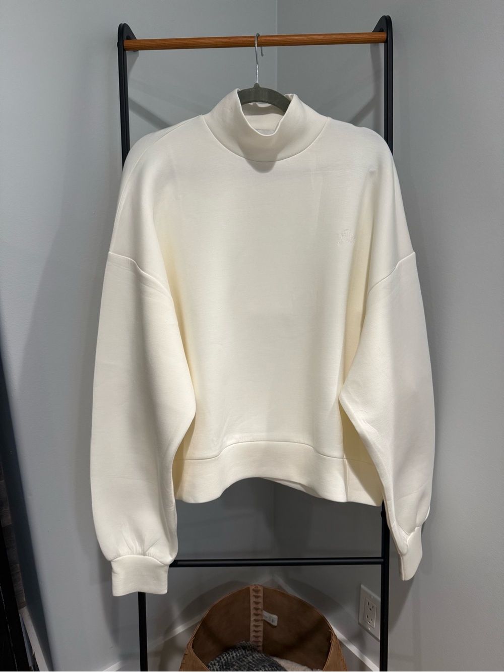 Yellow The Label Cream Turtleneck Sweatshirt - Relaxed Fit